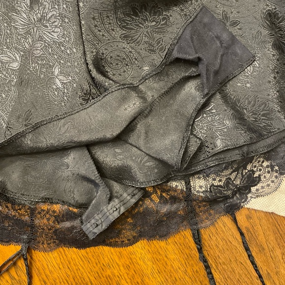 BLACK SATIN ROMPER WITH LACE BY ST.MICHAEL 12 - Picture 6 of 7